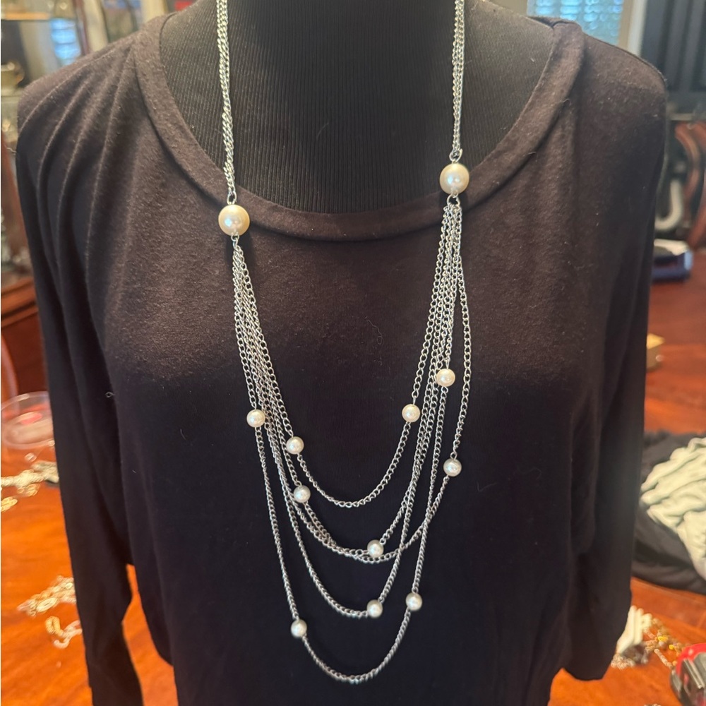 Elegant Silver Pearl Necklace